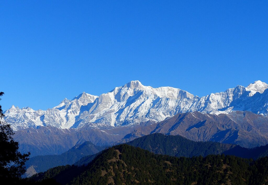 A_View_of_Kedarnath_Uttarakhand_India_November_2013